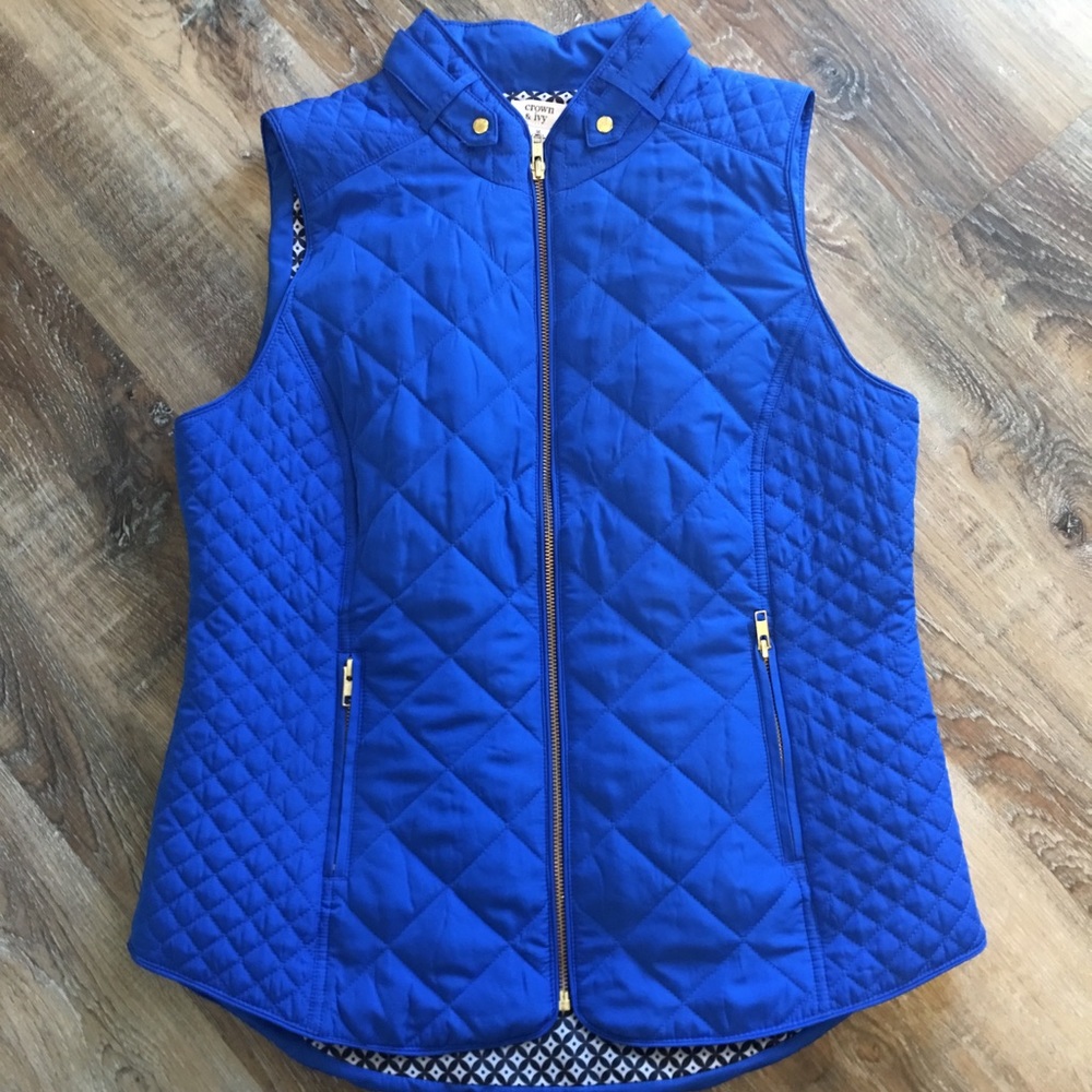 Crown & Ivy Quilted Vest